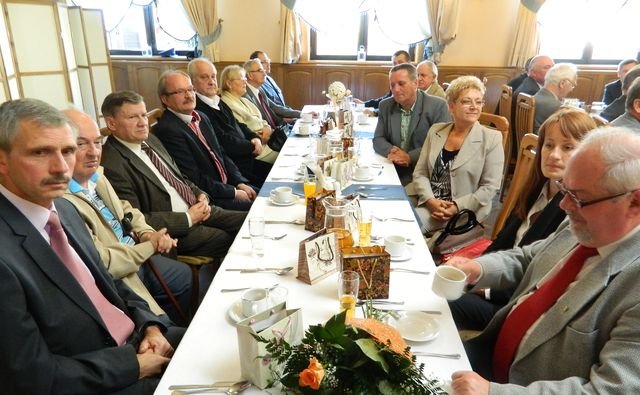Przy wspólnym stole Fot. Paweł Worwa 