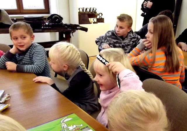 - Ładnie mi z paskiem?.. Fot. Anna Szopińska