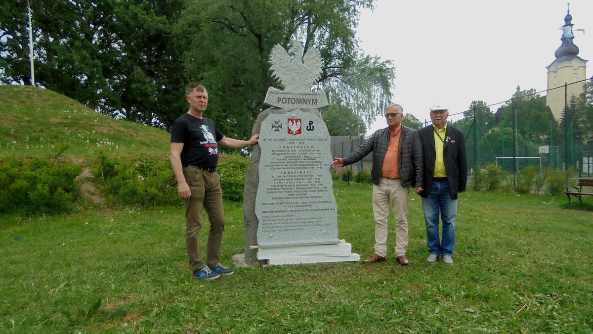 pomnikzap182
