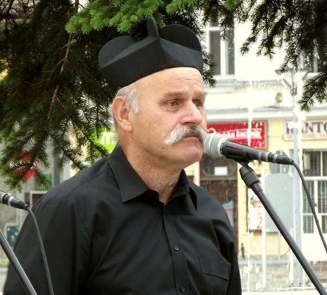 Stanisław Apostoł jako ksiądz Stolarczyk Fot. Anna Szopińska