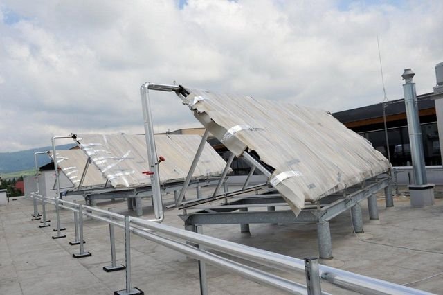 Instalacja solarna na dachu Fot. Alpine Construction
