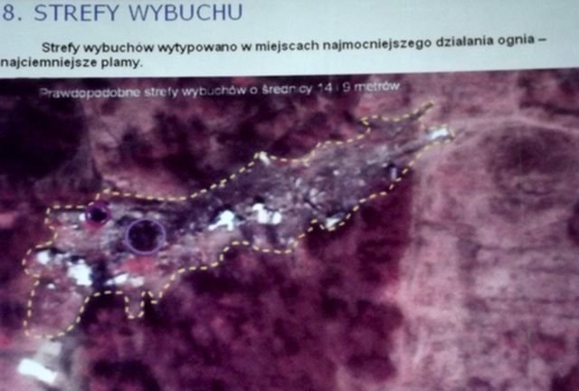 W ekspertyzie - zaznaczone kółkami strefy wybuchów (ze slajdów)