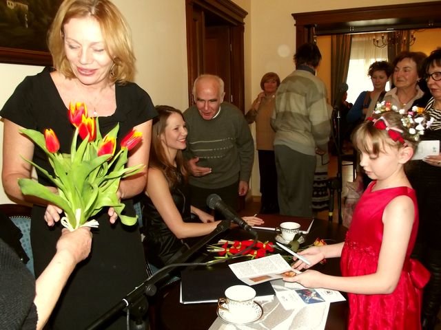 Kwiaty i autografy Fot. Anna Szopińska