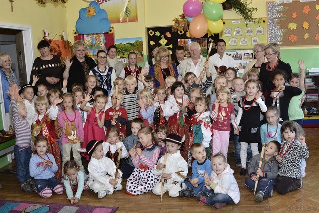 Dzieci z terenu gminy Rabka-Zdrój wraz z opiekunami fot. Jan Ciepliński 