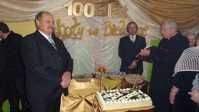 19
