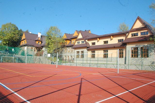Nowa hala i boisko sportowe w Witowie Nowa hala i boisko sportowe w Witowie