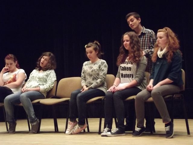 Młodzież ze Studia Teatralnego MOK Fot. Anna Szopińska
