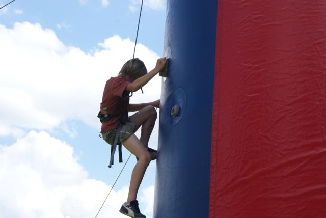 DSC01030 640x428