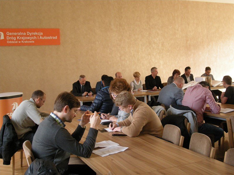 Otwarcie ofert wykonawców z dzisiaj 29.10.2015 roku